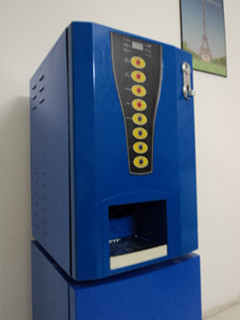 介绍：3种供水方式 4种纸杯 硬币纸币刷卡 微信支付宝3种钱包